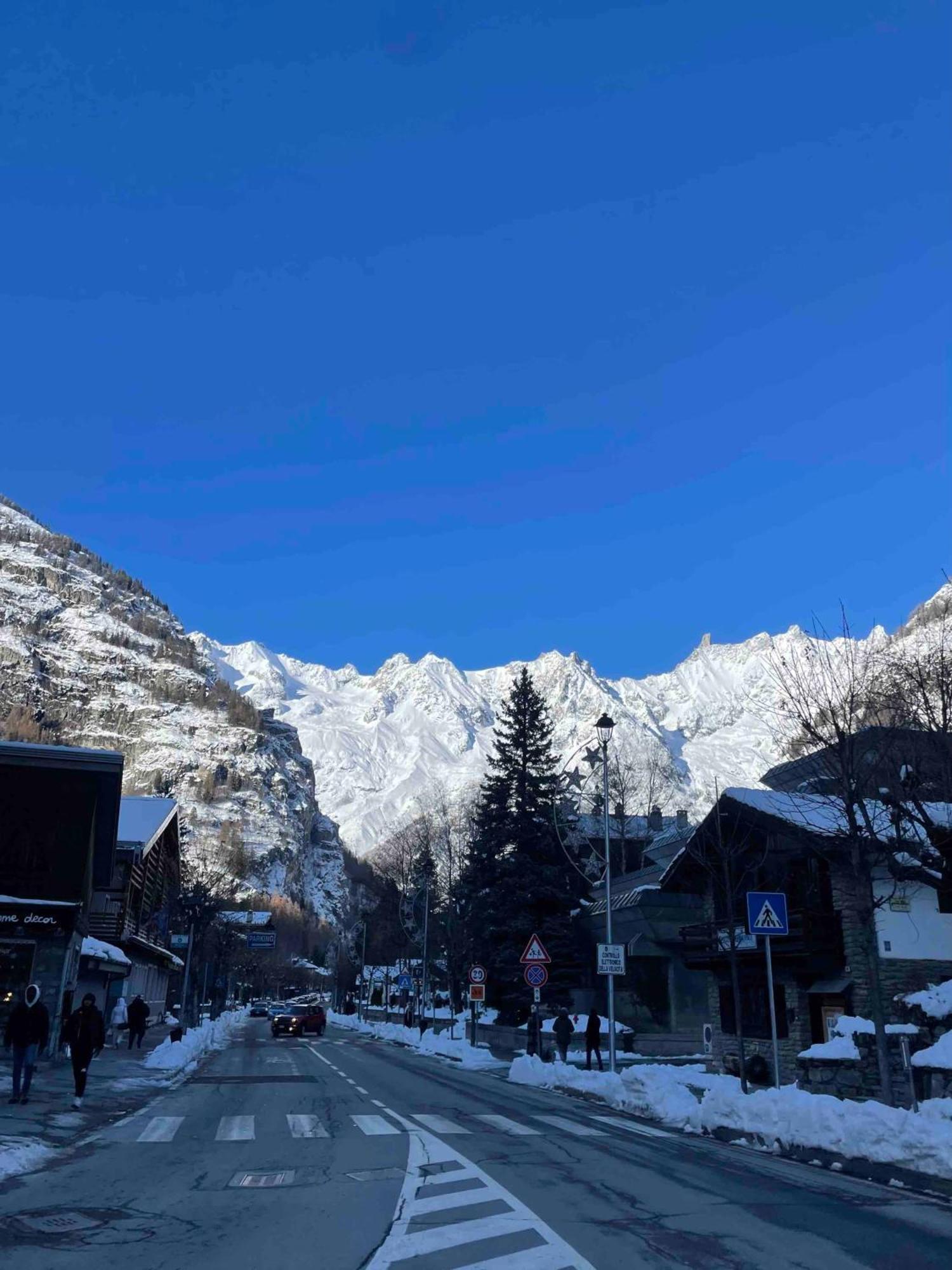 Chalet Mont Blanc De クールマイユール エクステリア 写真
